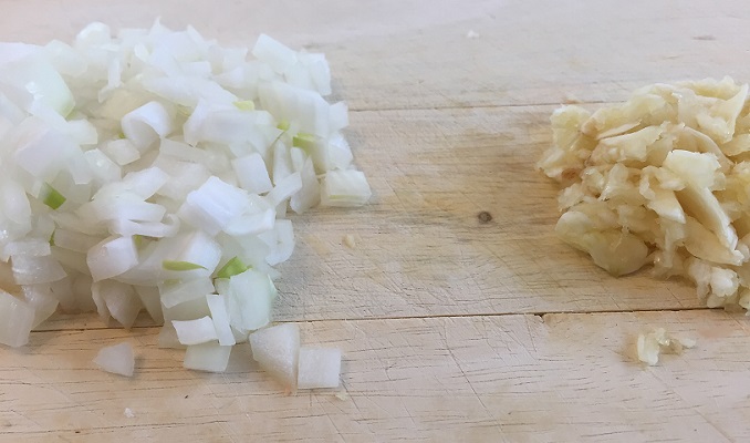  Chopped onion and fresh garlic. 