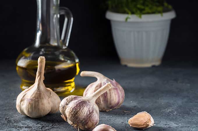 Garlic Infused Olive Oil - DadsPantry